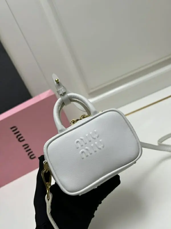 miu miu aaa qualite mini sac a main pour femme s_12105b01